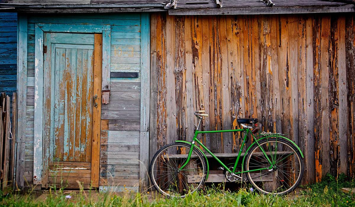What readers should know before understanding visitor questions